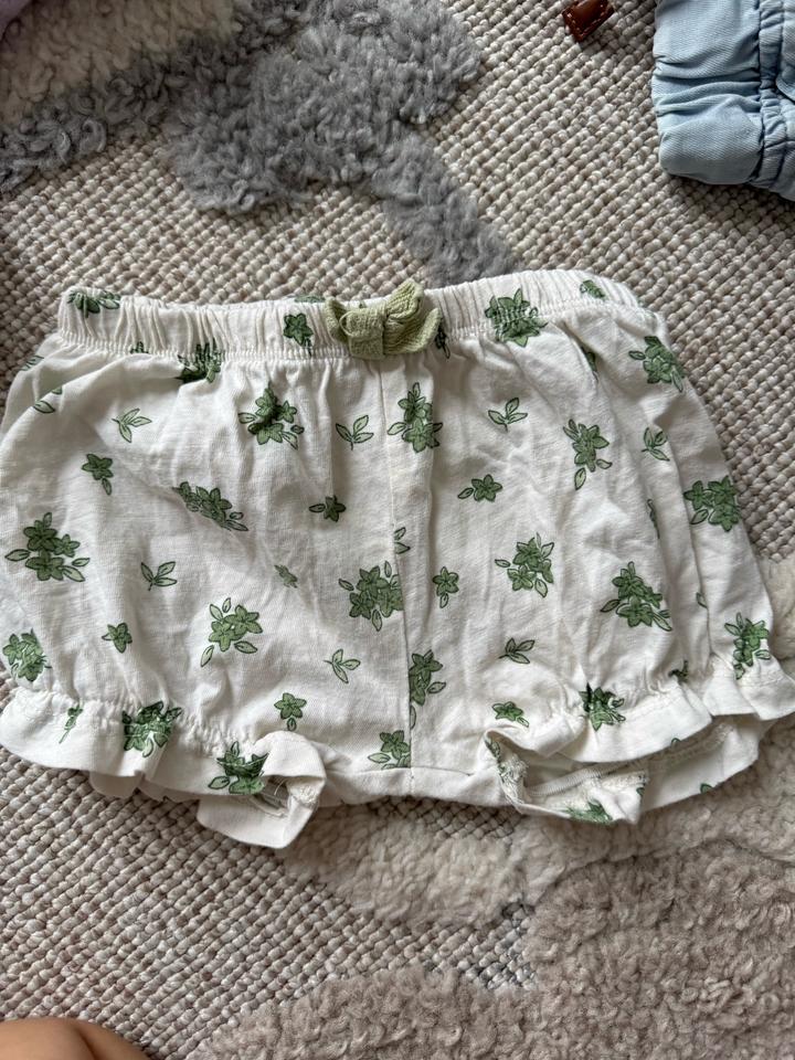 Шорты и боди-костюмчики