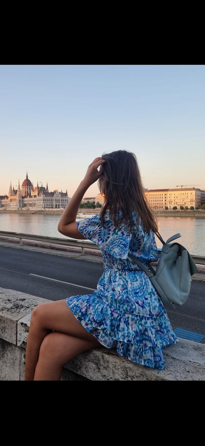 Платье Zara, покупала в Будапеште 🔥