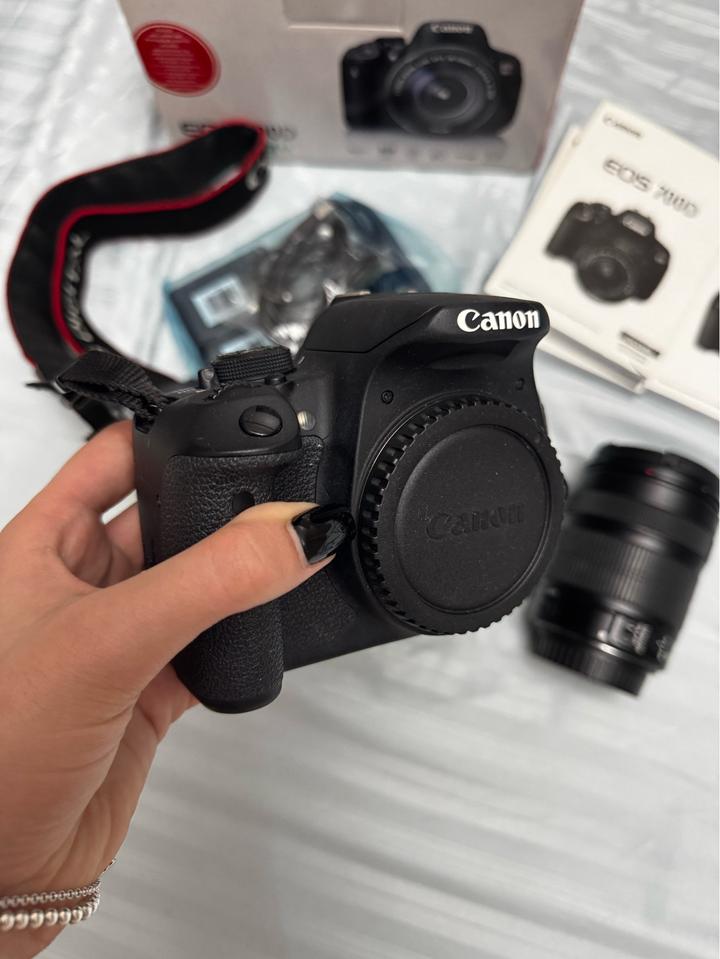 Фотоаппарат canon 700d
