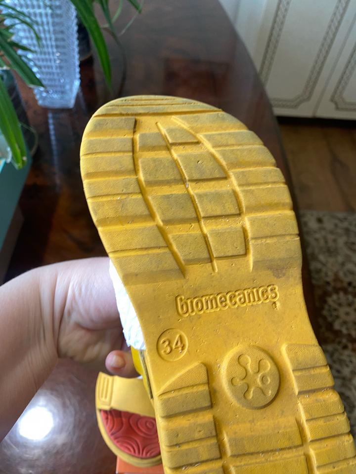 Летние сандали biomecanics