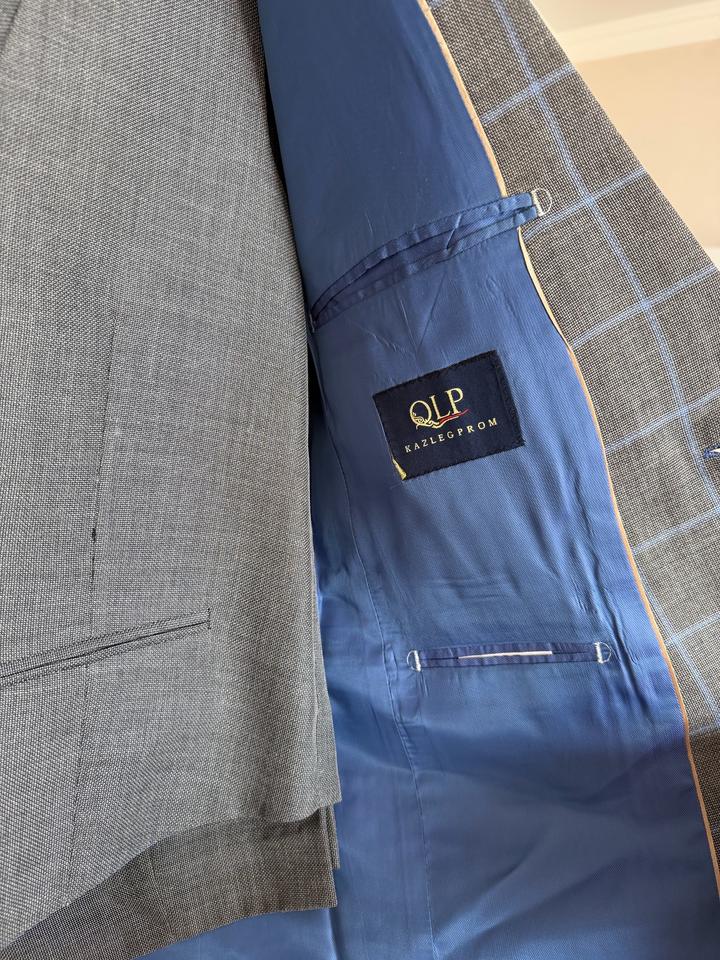 Костюм мужской в клетку