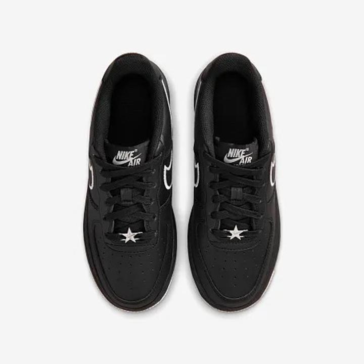 Кроссовки Nike