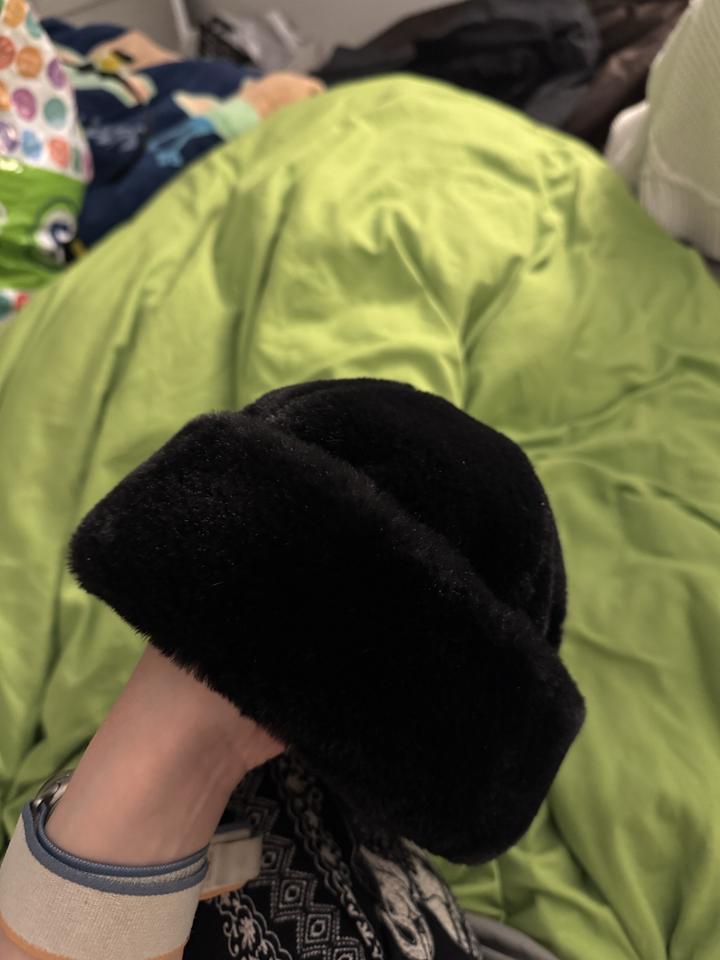 Шапочка бинни пушистая мех новая