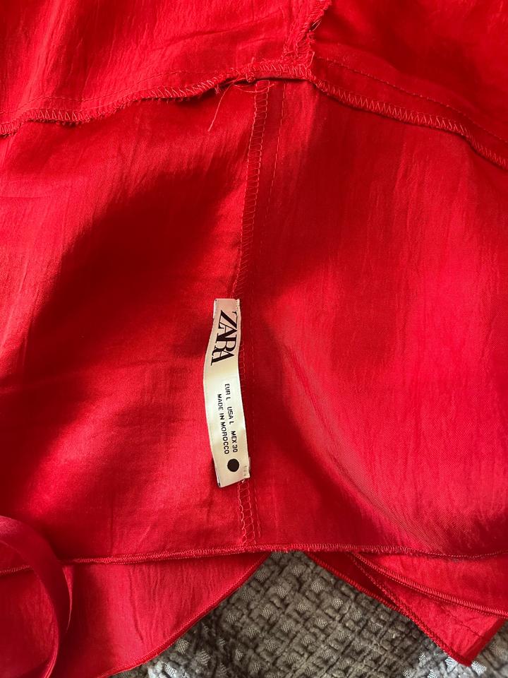 Эффектное платье zara