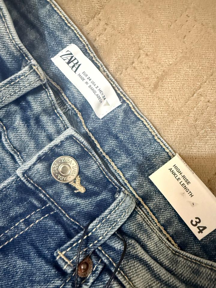 Джинсы ZARA