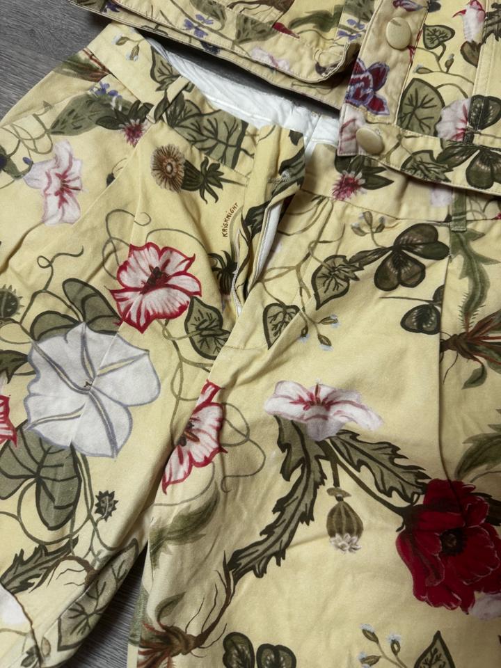 Двойка от Gucci