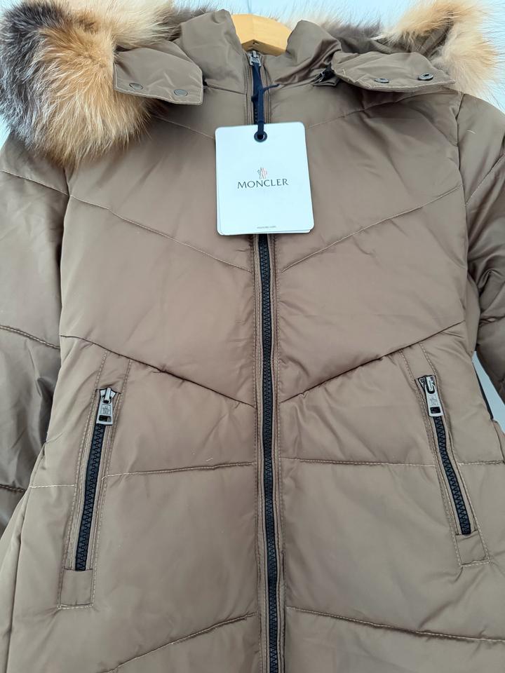 Пуховик moncler