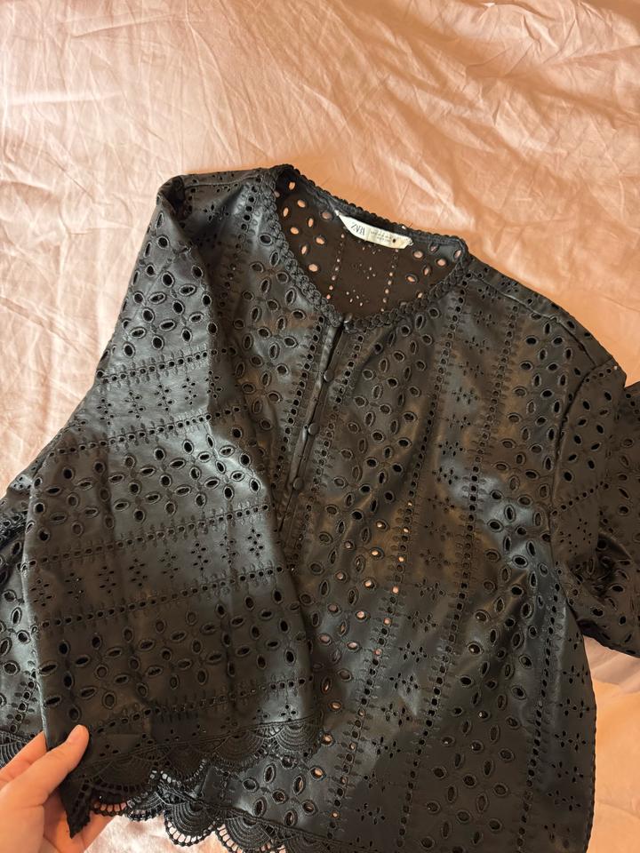 Кожаная кофта Zara