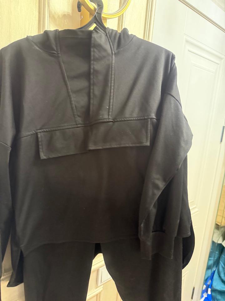 Спортивный костюм