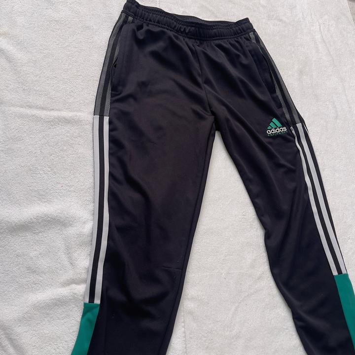 Спортивный костюм Adidas