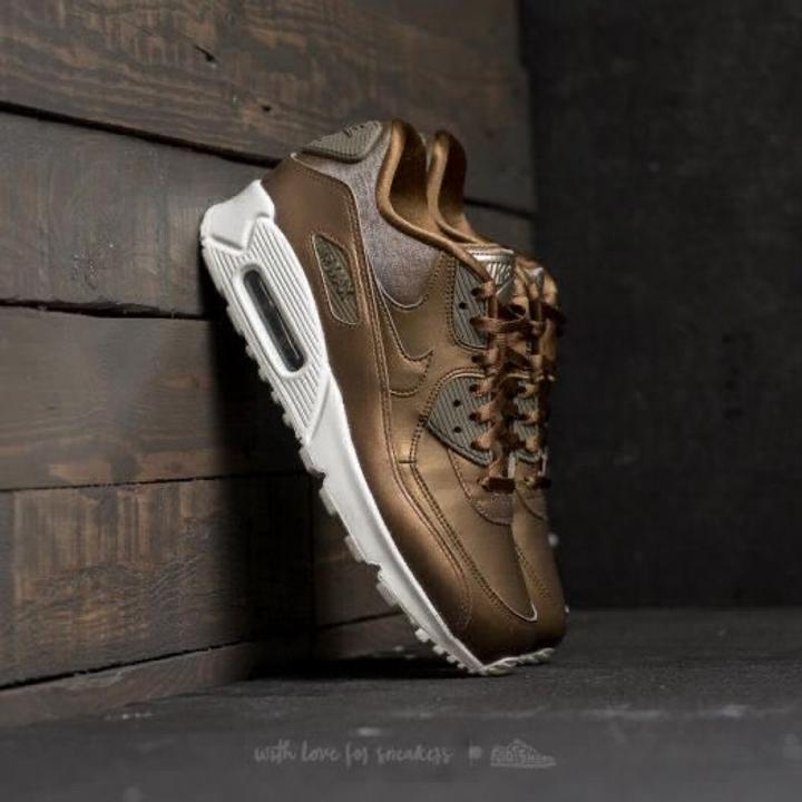 Nike Air Max 90 Premium ‘Metallic Field’