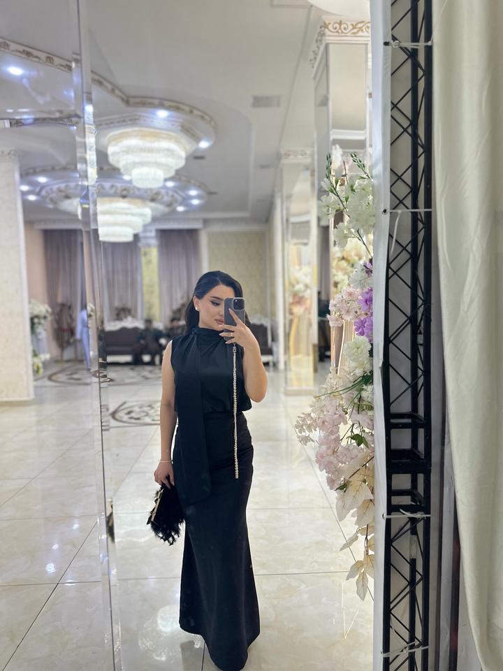 Черная двойка новая 1раз носила