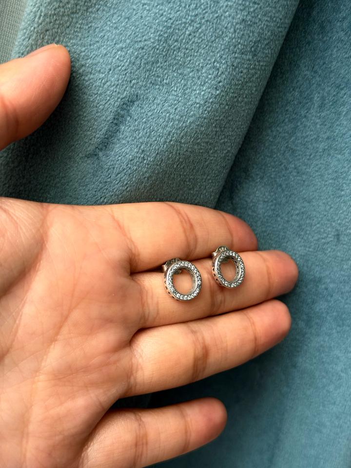 Pandora