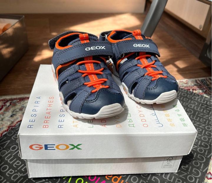 Кроссовки Geox