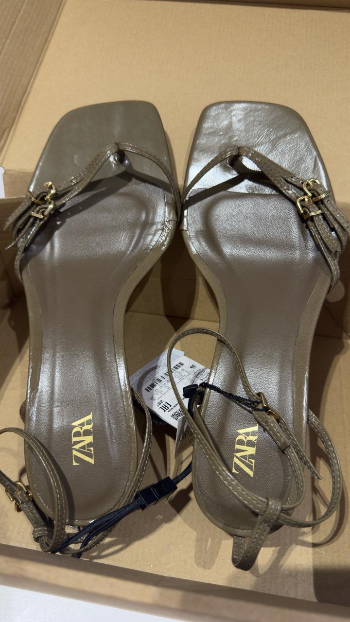 Новые босоножки Zara