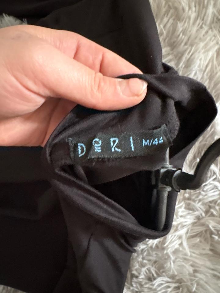 Платье с весячками