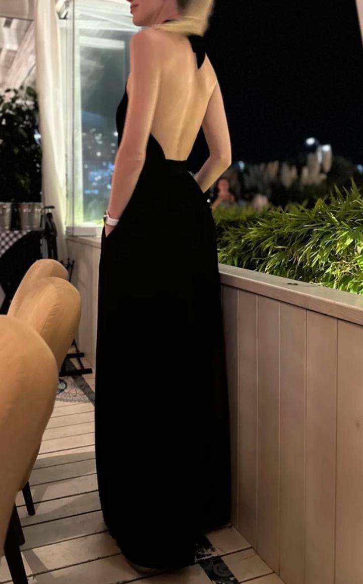 Продаю комбинезон праздничный с брюками палаццо