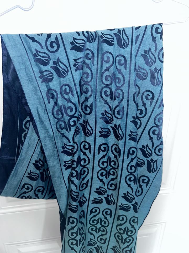 Палантин с казахскими орнаментами