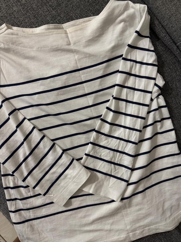 Футболка «Mango»