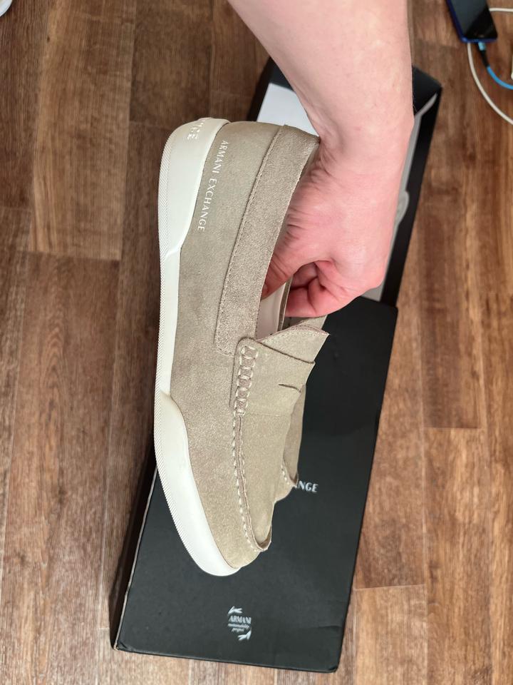 A|X Armani Exchange новые 39-40 ( 25см )
