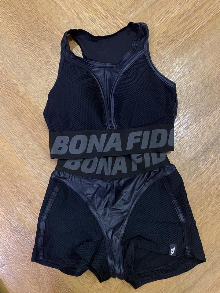 Черный спортивный комплект Bona Fide