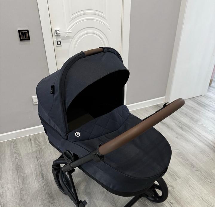 Продам велик и коляску