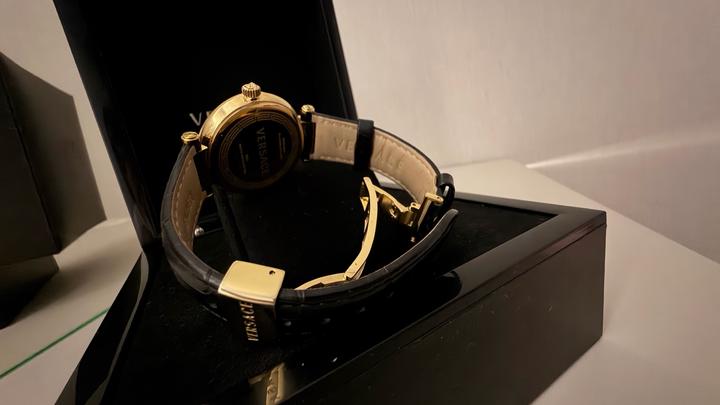Часы Versace оригинал.