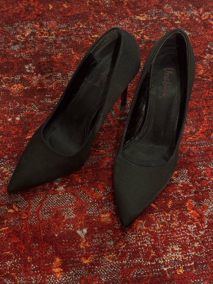 Атласные туфли