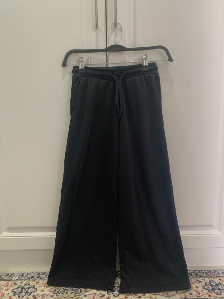 черные штаны 134 см sela