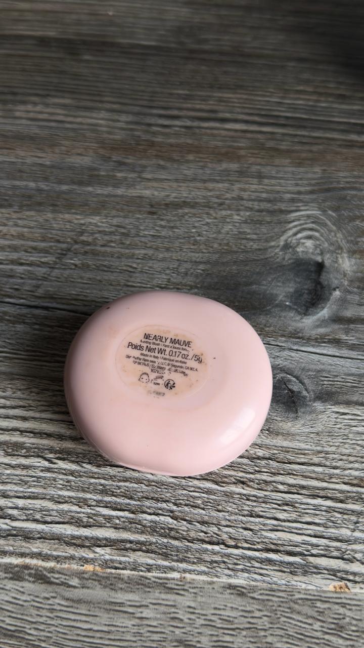 Румяна rare beauty