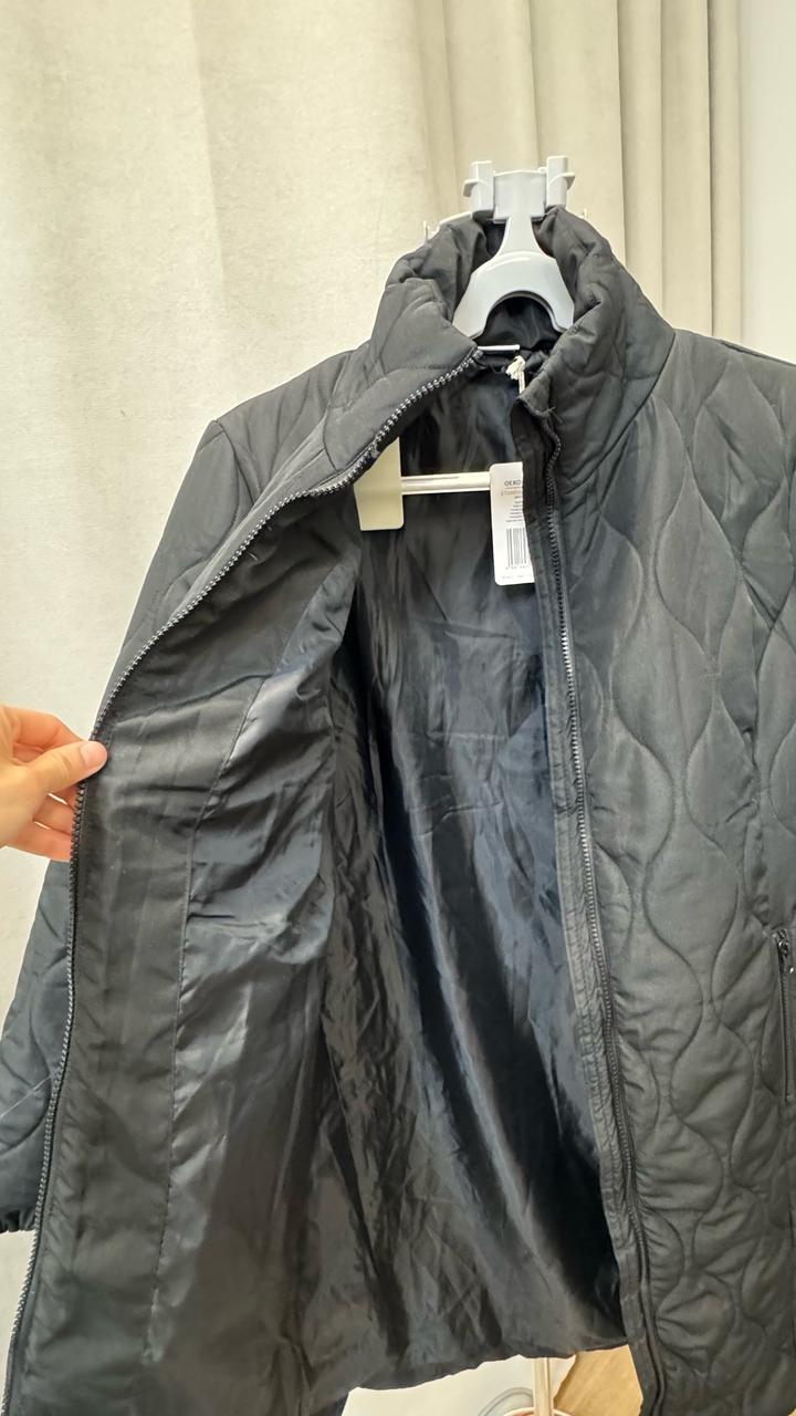 Куртка пальто .