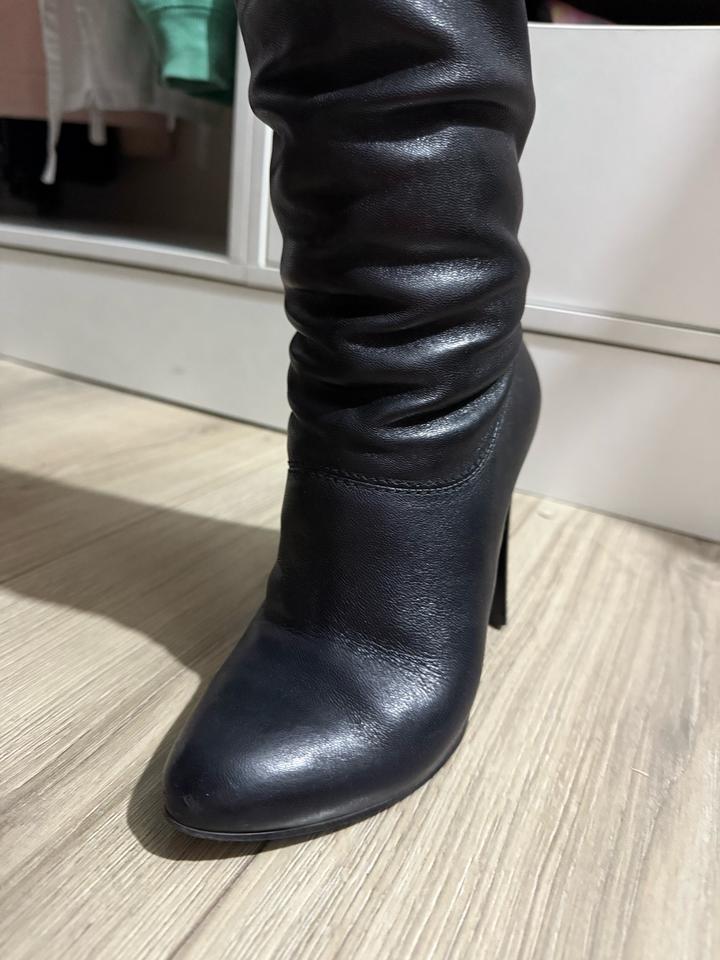 Кожаные сапоги