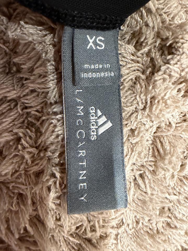 Леггинсы adidas by Stella McCartney XS, глянцевые чёрные