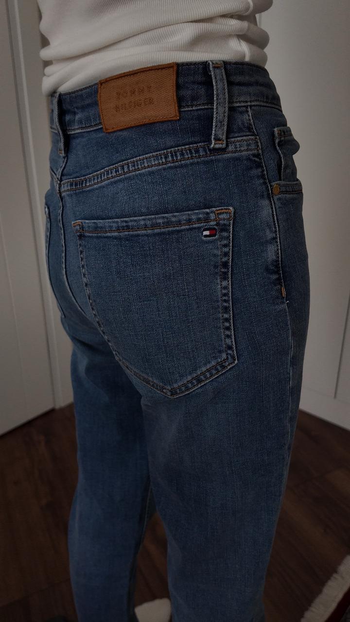 Джинсы Tommy Hilfiger