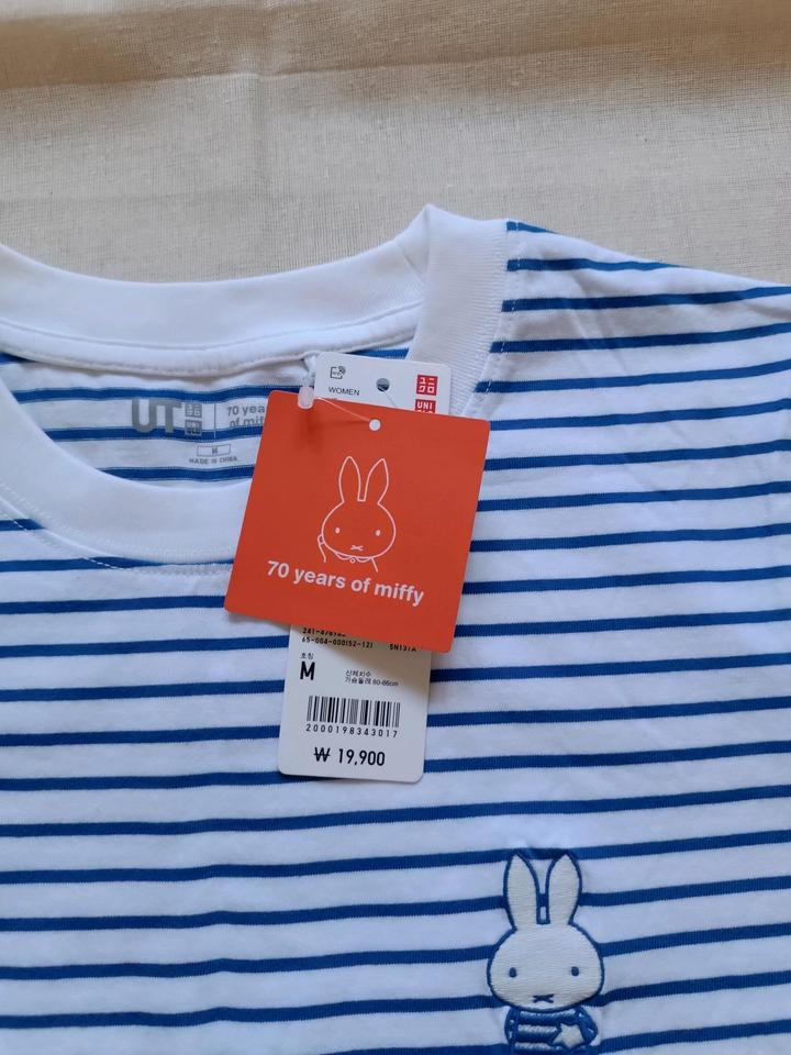 Женская футболка Uniqlo