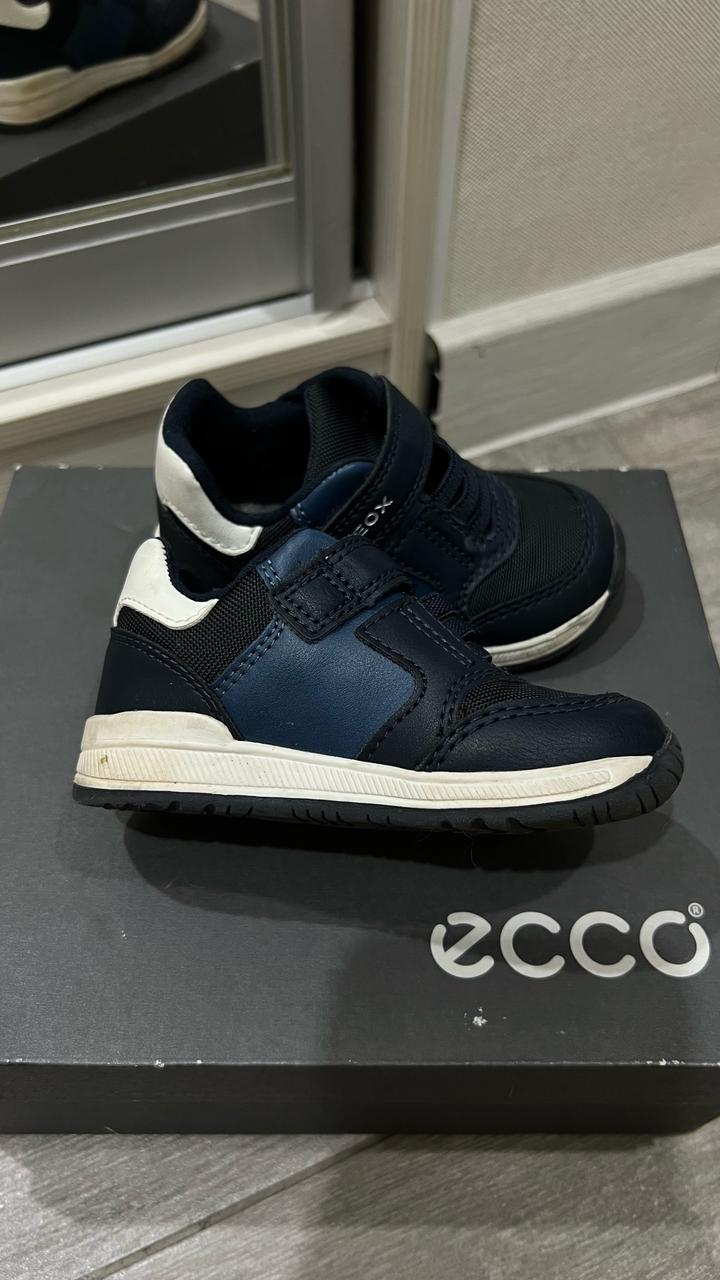 Кроссовки geox