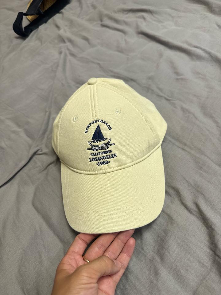 Кепка ZARA