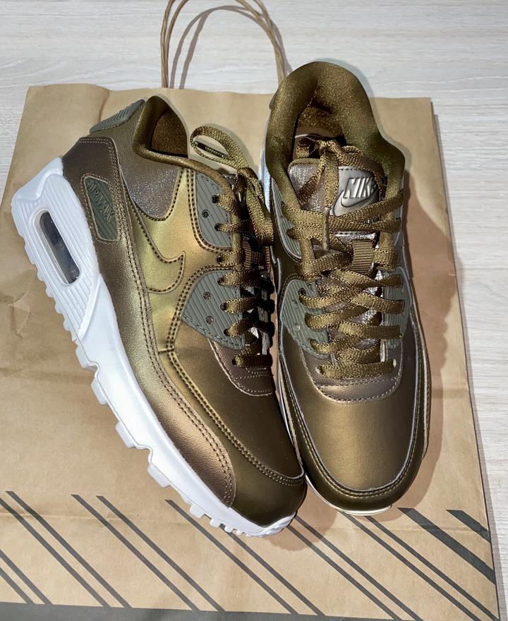 Nike Air Max 90 Premium ‘Metallic Field’