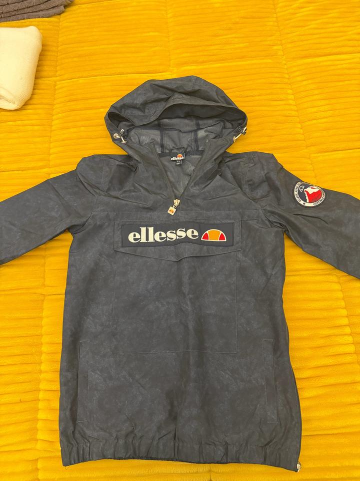 Анорак ellesse