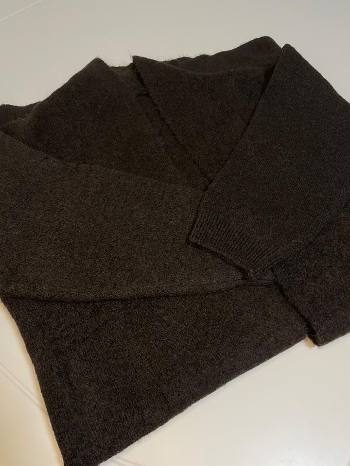 Двойка из жилета и кардигана