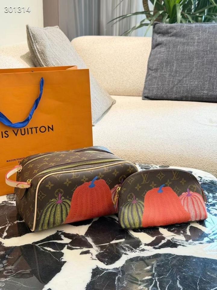 Косметички lux качества