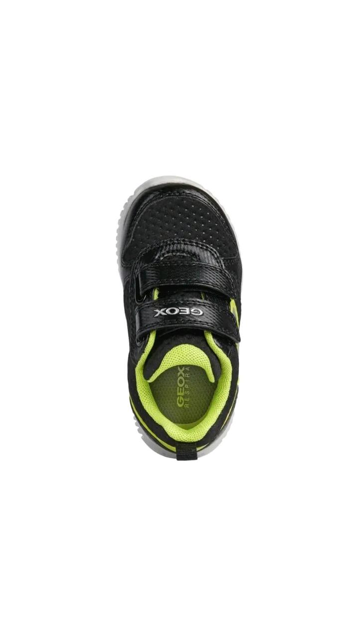Кроссовки Geox
