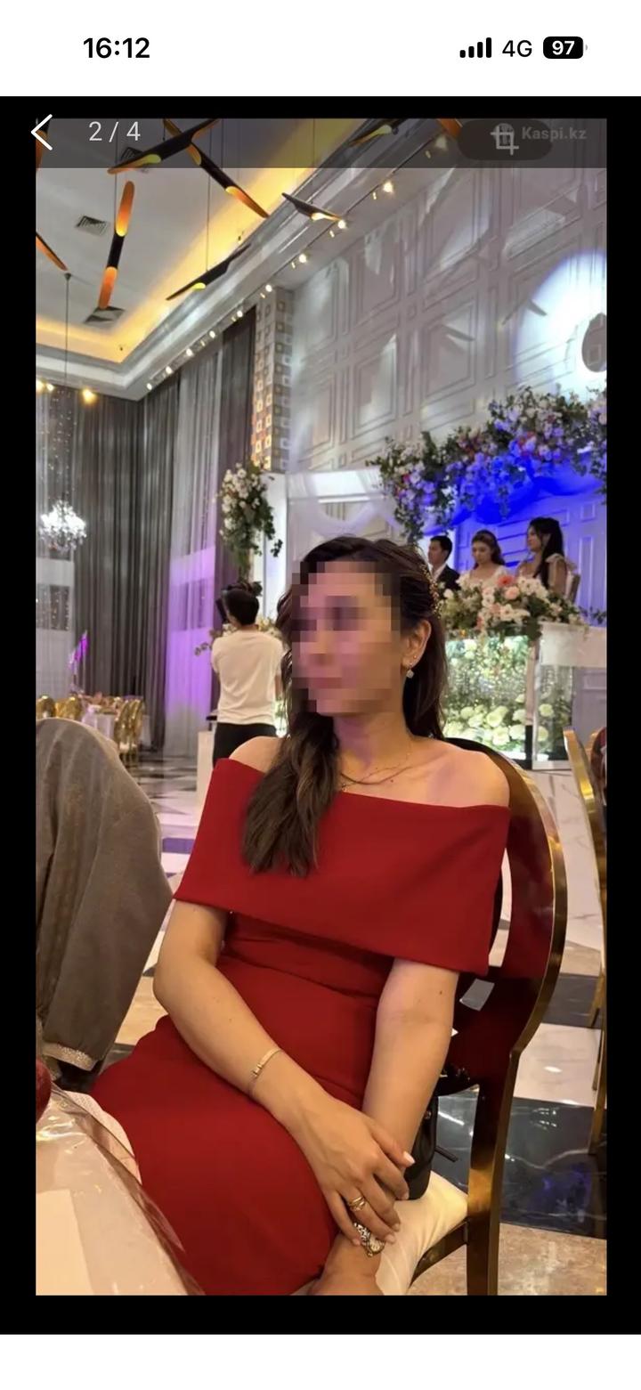 Вечернее платье