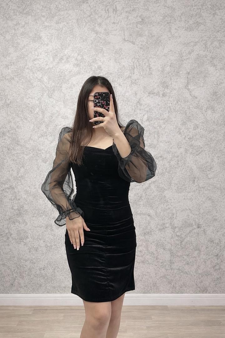 Черное платье