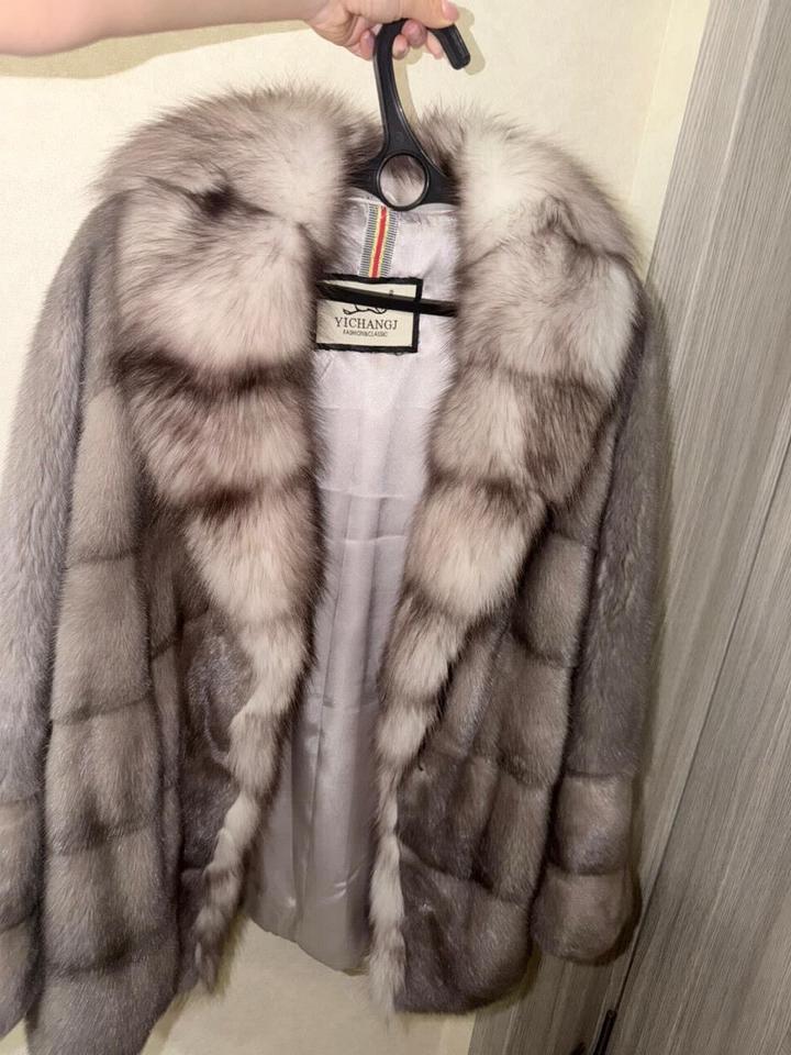 Норковая шуба с воротником из соболя