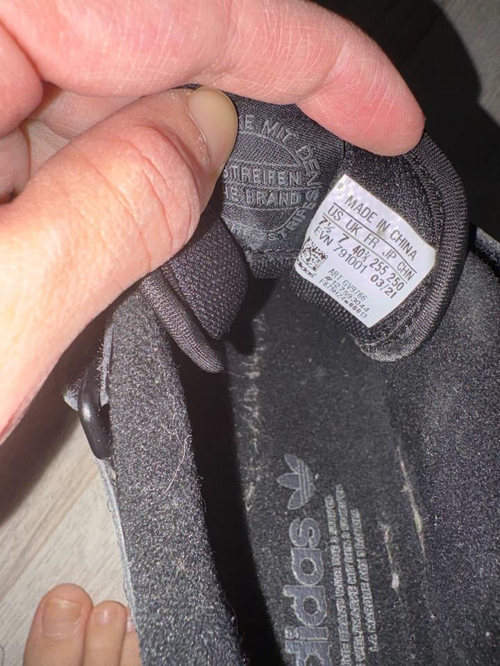 Кроссовки adidas forum