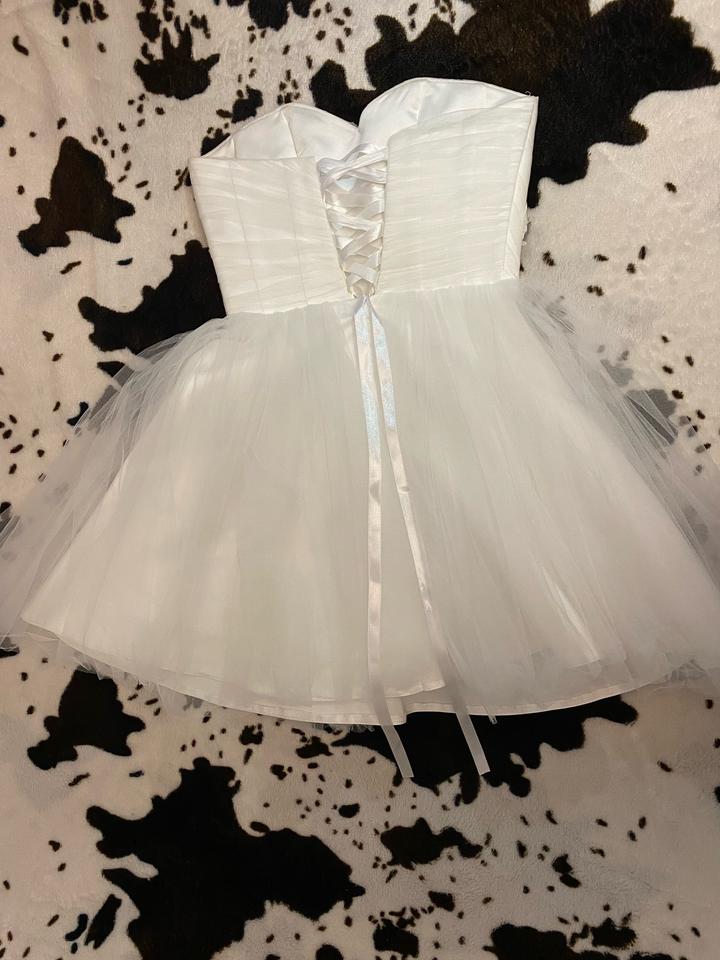 Короткое свадебное платье