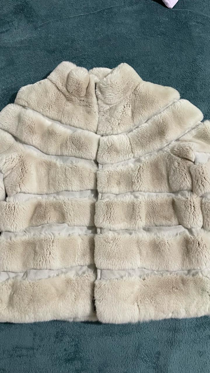 Шубка Manzoni24