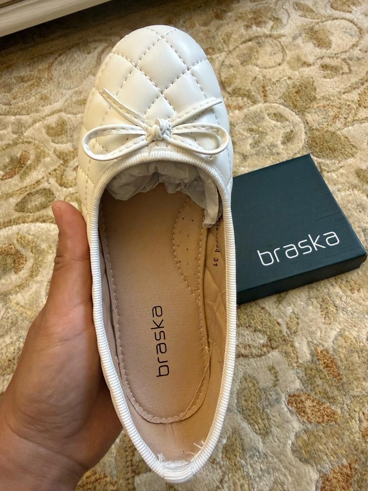 Белый туфли