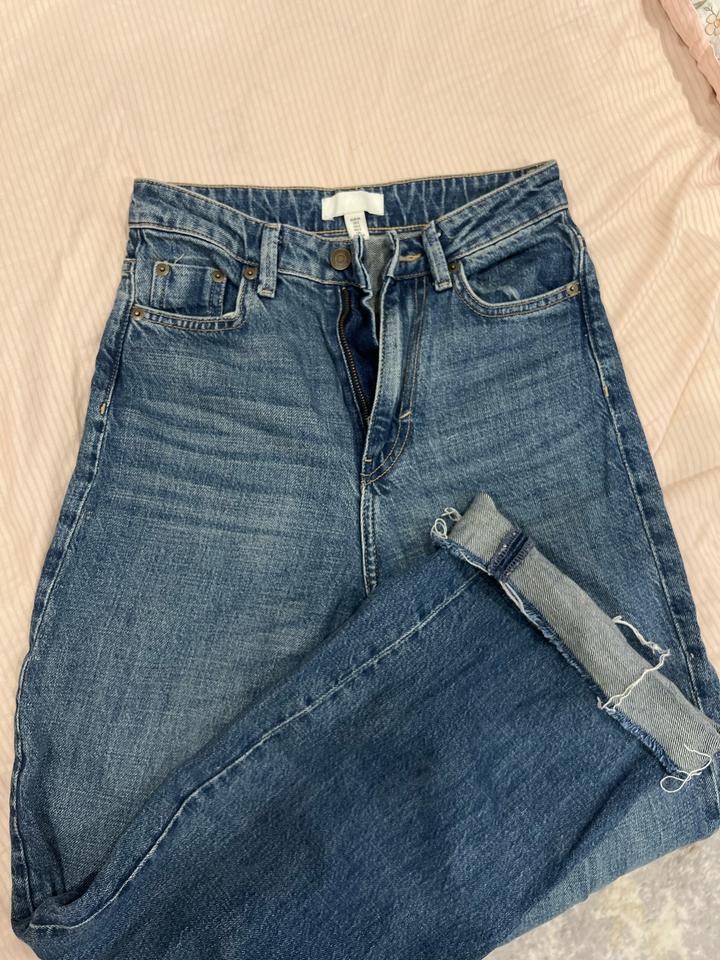 Синие джинсы H&M